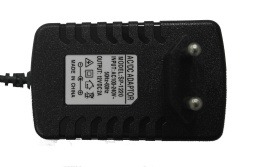 Блок питания зарядка адаптер 12В 2А  (12V/2A) штекер 5,5х2,5 мм, универсальный