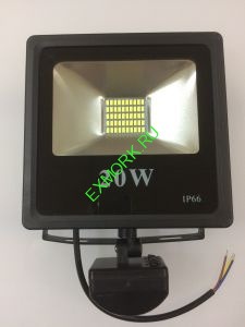 Светодиодный прожектор LED Slim 20 ватт 12/24В с датчиком движения