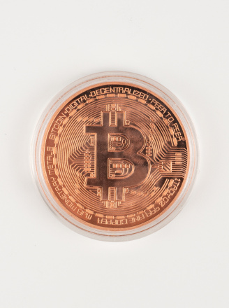 Монета сувенирная биткоин 3 штуки
