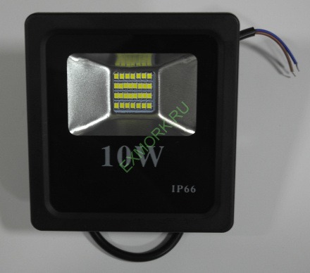 Светодиодный прожектор LED Slim 10 ватт 12/24В 
